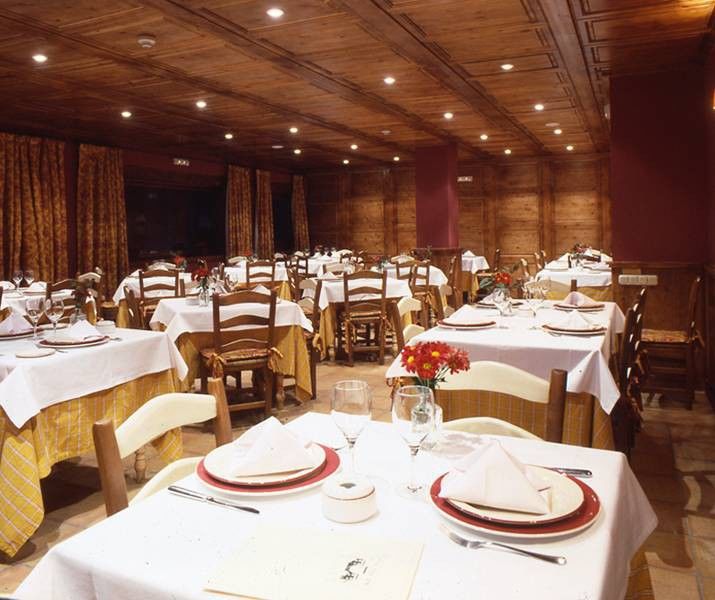 Hotel Chalet Bassibe Baqueira Beret Exterior photo