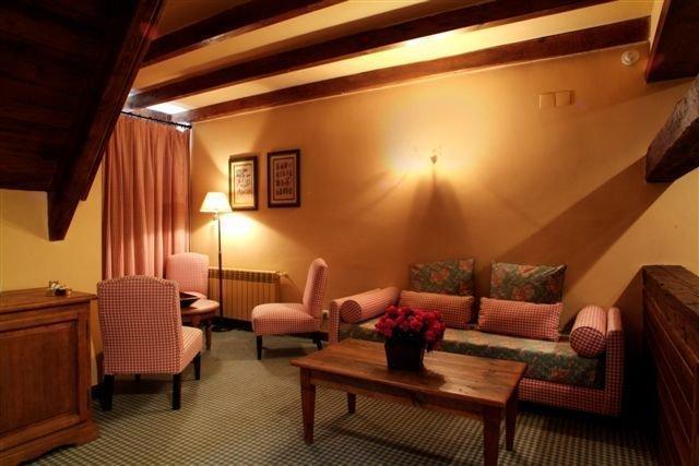 Hotel Chalet Bassibe Baqueira Beret Exterior photo